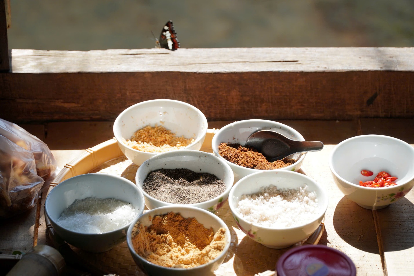 Đến Khả Cửu “chạm” vào từng mỹ thực