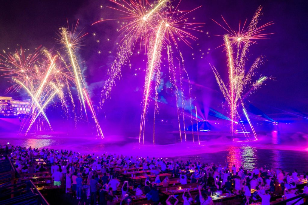 Những kỷ lục vô tiền khoáng hậu của du lịch Việt trong kỳ tết lịch sử 2026