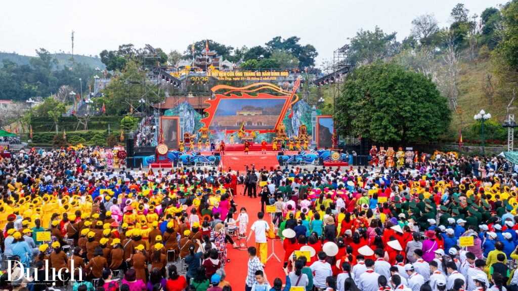 Khai hội Đền Cửa Ông xuân Bính Ngọ 2026
